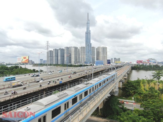 HCMC starts trial run across entire route of Ben Thanh-Suoi Tien metro line