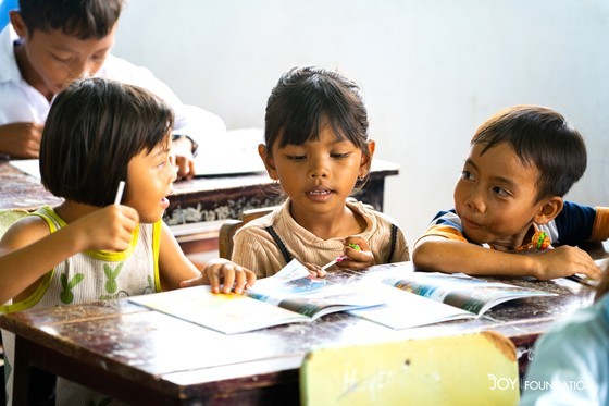 Bringing books to underprivileged children in remote villages