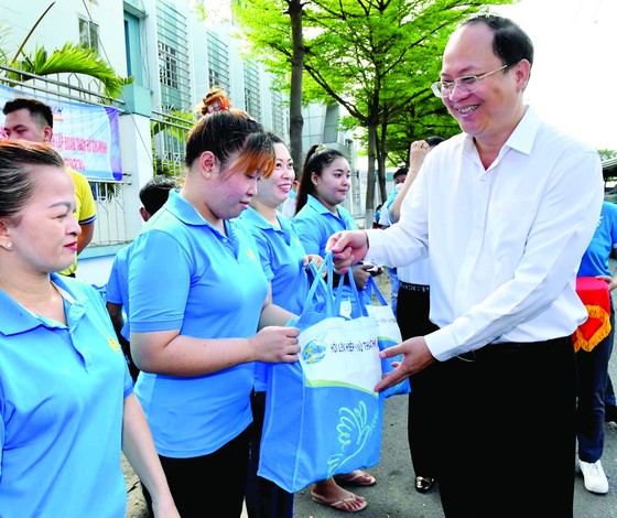 HCMC continuously improving dwellers’ life quality