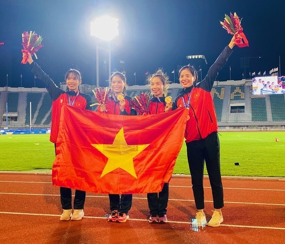 Vietnam achieves gold medal in women's 4x400m relay event