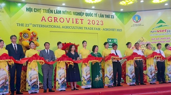 AgroViet 2023 opens in Hanoi, promoting agricultural products, technology