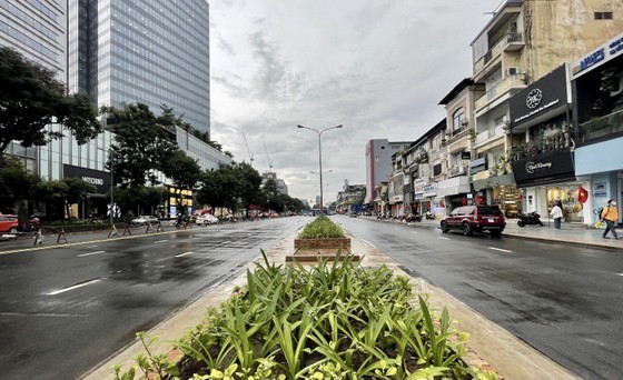 HCMC to urgently renovate, embellish downtown area