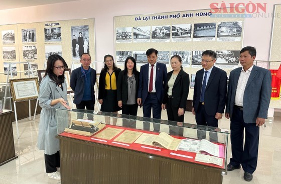 Exhibition marks 130th founding anniversary of Da Lat City