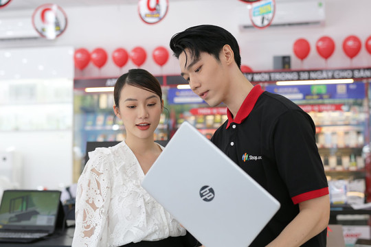 Đến FPT Shop sắm laptop nhận ưu đãi lớn