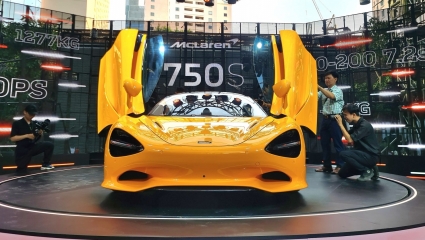 Siêu xe McLaren 750S Spider ra mắt tại Việt Nam với giá bán khởi điểm 21,7 tỷ đồng