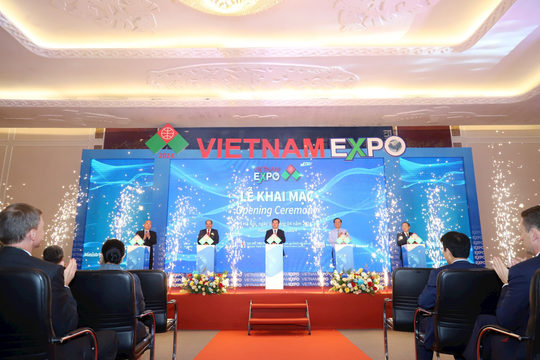 Khai mạc hội chợ VIETNAM EXPO với hơn 600 gian hàng