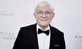 Truyền hình Phil Donahue, người dẫn chương trình nói chuyện có ảnh hưởng Mỹ ngày, chết ở 88