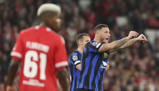 Inter Milan lội ngược dòng trước Benfica với đội hình dự bị