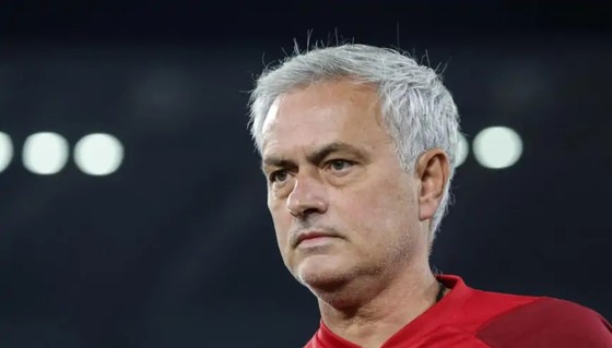 HLV Jose Mourinho là “bến cảng an toàn” cho cầu thủ AS Roma