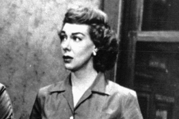 Joyce Randolph, người đóng vai Trixie Norton trong 'Tuần trăng mật', qua đời ở tuổi 99