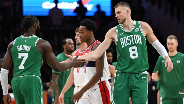 Người bạn cũ Kristaps Porzingis và Celtics đánh bại Wizards