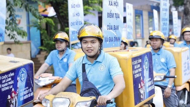 Hà Nội ra quân tuyên truyền, phát triển người tham gia bảo hiễm xã hội tự nguyện, bảo hiểm y tế hộ gia đình