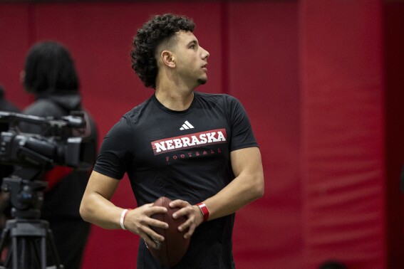 Nebraska trở thành ngôi sao tuyển dụng QB Dylan Raiola để kéo chương trình ra khỏi giai đoạn tồi tệ nhất từ những năm 1940