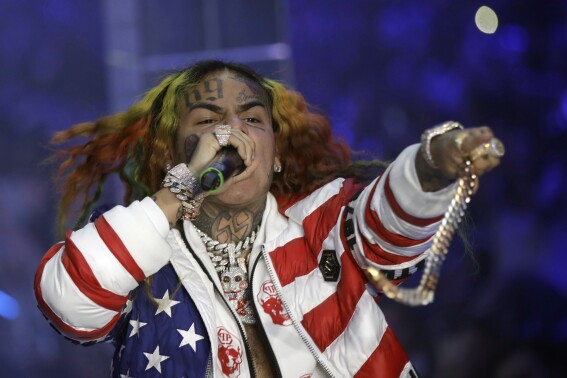 Chính quyền Dominica bắt giữ rapper người Mỹ Tekashi 6ix9ine vì tội bạo hành gia đình