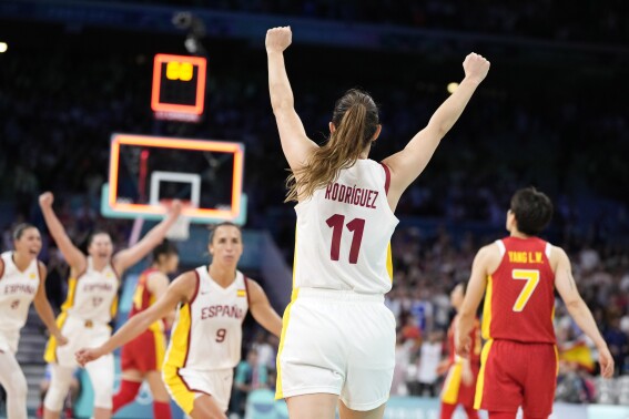 Tây Ban Nha mở vòng bóng nữ Olympic đánh bại Trung Quốc 90-89 ở OT, Serbia ngăn chặn Puerto Rico