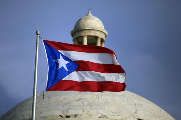 Puerto Rico cuối cùng đưa ra những chi tiết về tình trạng chính trị trong khi bị chỉ trích vì chi phí