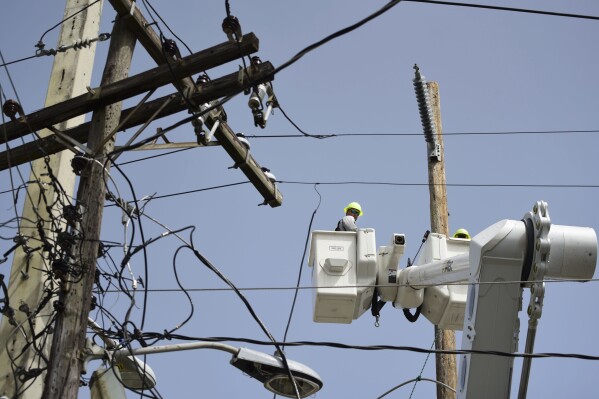 Thẩm phán liên bang ra lệnh phá vỡ sự cản trở nợ nần của công ty quyền lực Puerto Rico