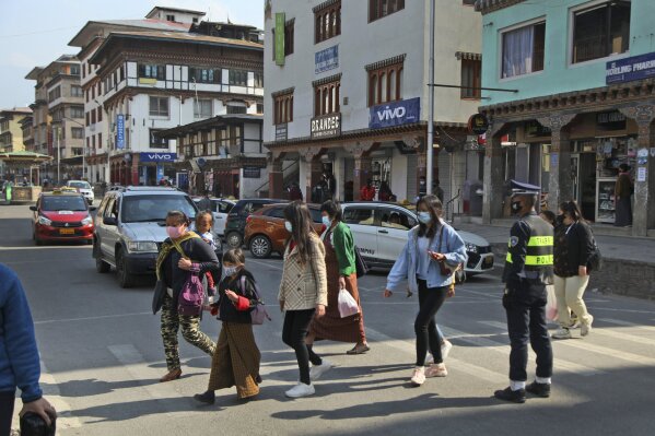 Nhỏ nhưng nhanh: tiêm chủng Bhutan 93% người lớn trong 16 ngày