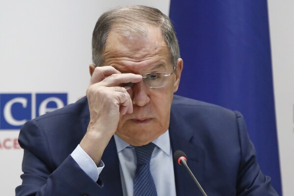 Lavrov của Nga tuyên bố tại các cuộc họp an ninh rằng mục tiêu của nước ông ở Ukraine không thay đổi