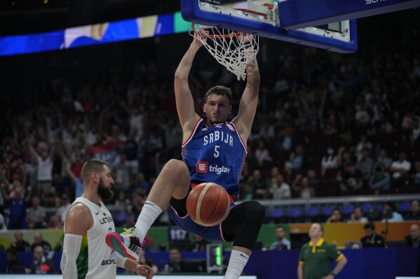 Serbia di chuyển vào World Cup semifinal bằng cách đánh bại Lithuania, vừa mới chiếm ưu thế nước Mỹ.