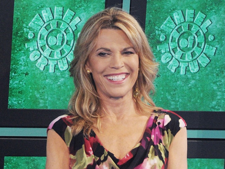 Vanna White Re-Ups Hợp đồng Wheel of Fortune ... Tăng lương đáng kể