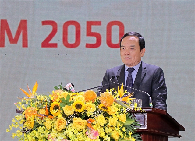 Deputy PM Trần Lưu Quang asks Hòa Bình Province to further develop infrastructure