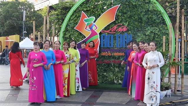 Áo dài festival