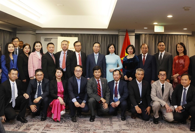 President meets Vietnamese community in US