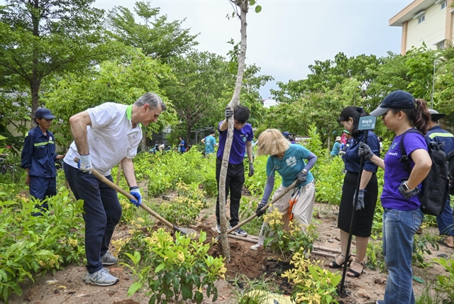 Sanofi Vietnam strives to expand green spaces, minimise environmental impact