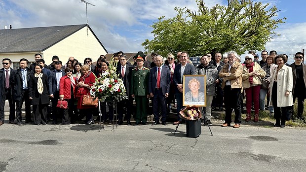 French friend of Việt Nam commemorated to mark 70 years since Điện Biên Phủ Victory