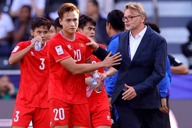 Vietnamese football prepares for transition and new challenges in 2024