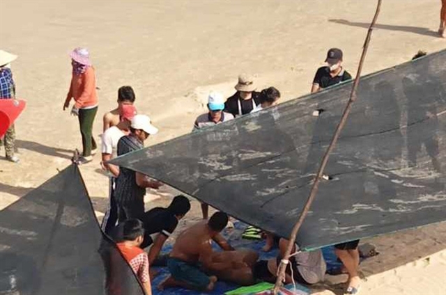 6 disabled students rescued from drowning at sea in Bình Định