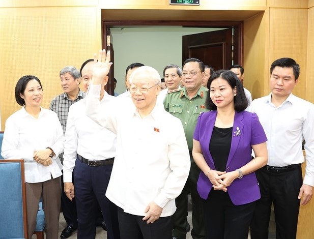 Party leader meets Hà Nội voters ahead of National Assembly session