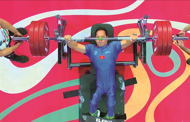 Powerlifter Lê Văn Công feeling strong ahead of Paralympics