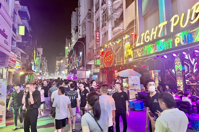 HCM City introduces night tour to attract tourists