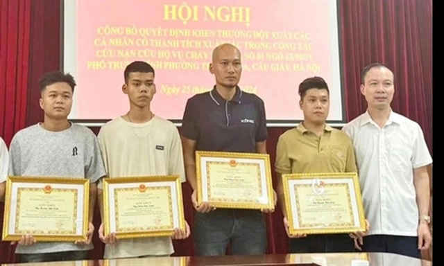 PM commended four people for saving lives in Hà Nội deadly fire