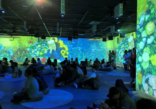 Van Gogh Immersive 720 launched for art enthusiasts in HCM City