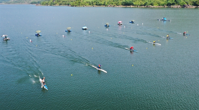 National rowing and canoeing championship for outstanding rowers begins in Đà Nẵng