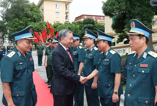 President visits Air Defence - Air Force High Command