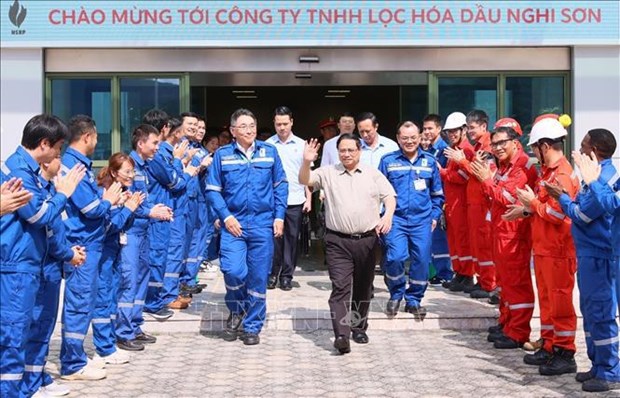 PM inspects major projects in Thanh Hoá Province