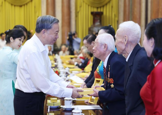 Party leader stresses significance of President Hồ Chí Minh relic site in Presidential Palace