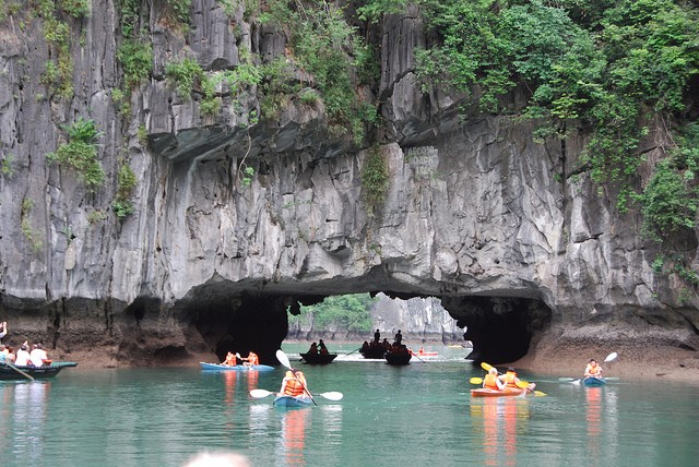 Heritage journey brings visitors to new parts of Hạ Long and Bái Tử Long bays