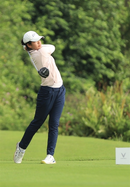 Teen golfer Gia Hân gets in the swing of things