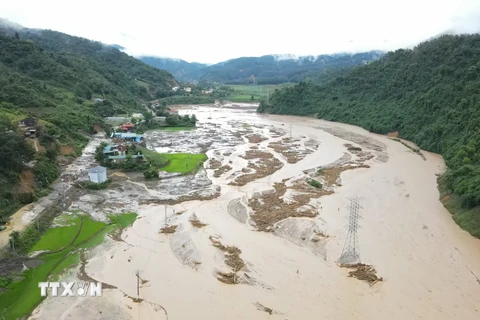 Điện Biên: Lũ quét trong đêm tại Mường Pồn, ít nhất 7 người chết, mất tích