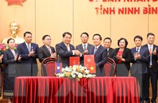 Thủ đô Vientiane và tỉnh Ninh Bình ký kết Biên bản ghi nhớ hợp tác