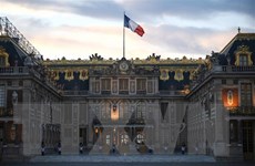 Pháp sơ tán du khách ở Cung điện Versailles vì lý do an ninh