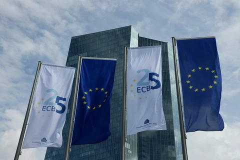 ECB có khả năng sẽ cắt giảm lãi suất vào giữa năm 2024