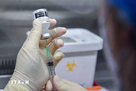 Hơn 1 tỷ USD cam kết cho việc sản xuất vaccine tại châu Phi