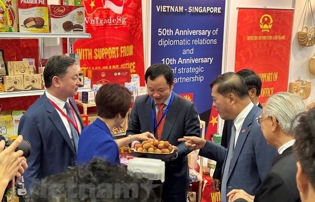 Vietnamese products becoming closer to Singaporean consumers