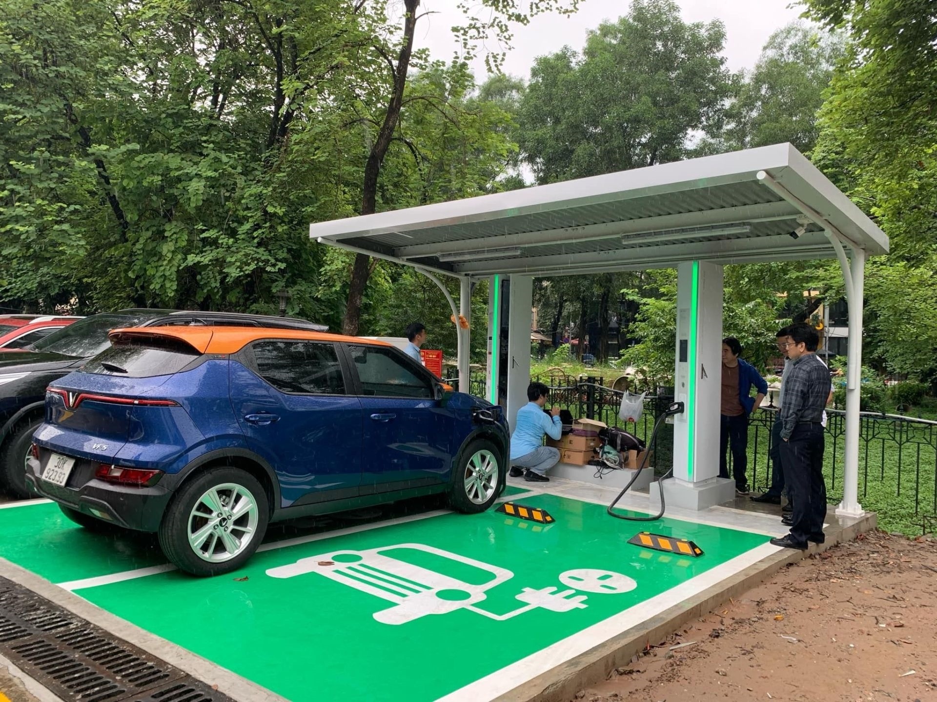 PV Power invests over $70,000 to build electric vehicle charging station in Hanoi